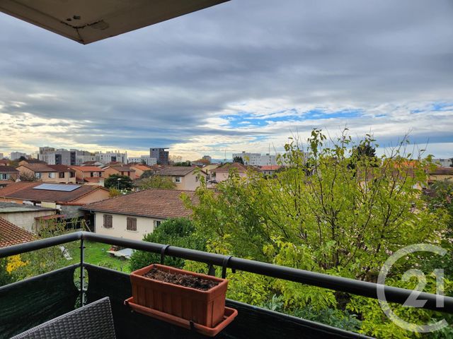 Appartement F3 à vendre - 3 pièces - 59.0 m2 - VAULX EN VELIN - 69 - RHONE-ALPES - Century 21 Villa Urbana